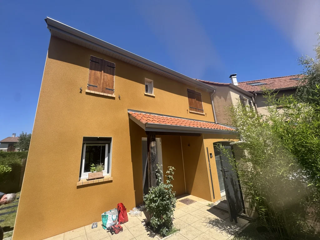 photo ravalement facade genas 69740 après