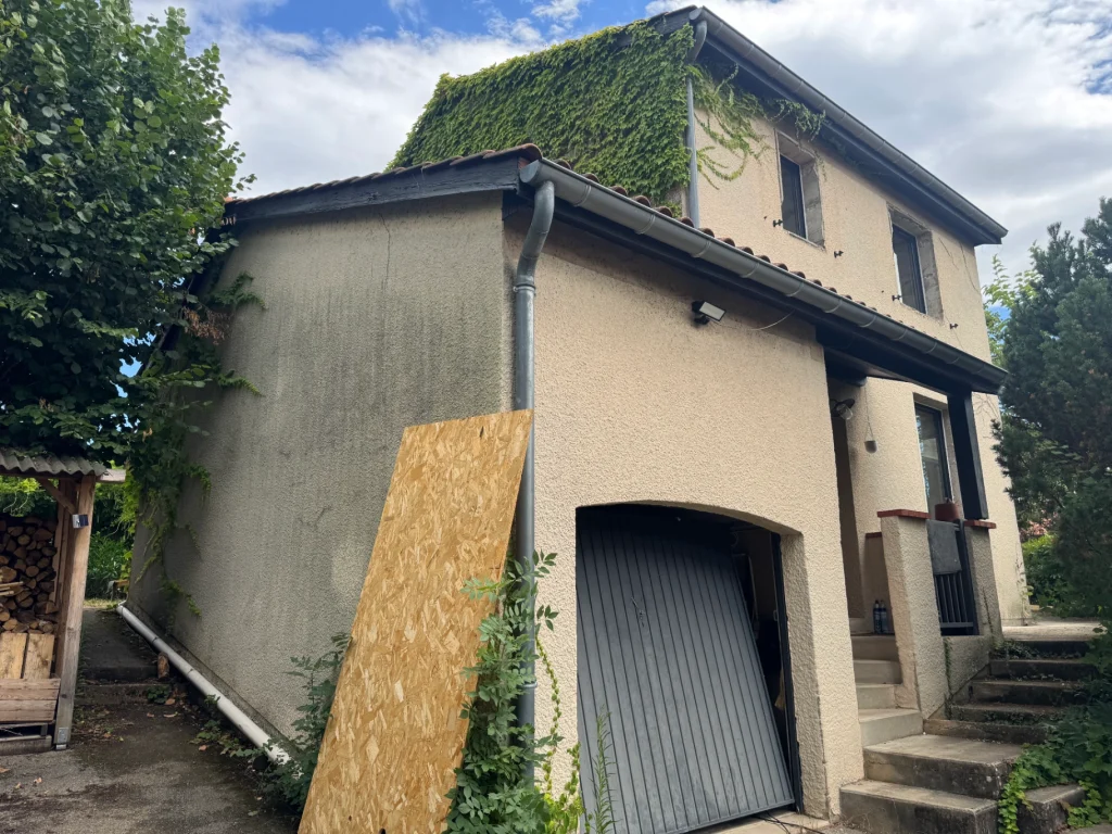 photo ravalement facade ecully 69130 avant