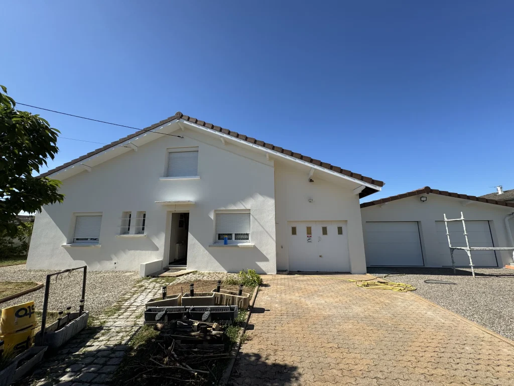 photo ravalement facade meyzieu 69330 après